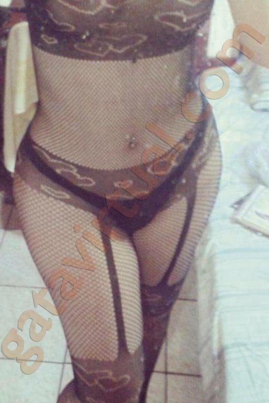 Hellen Ferraz