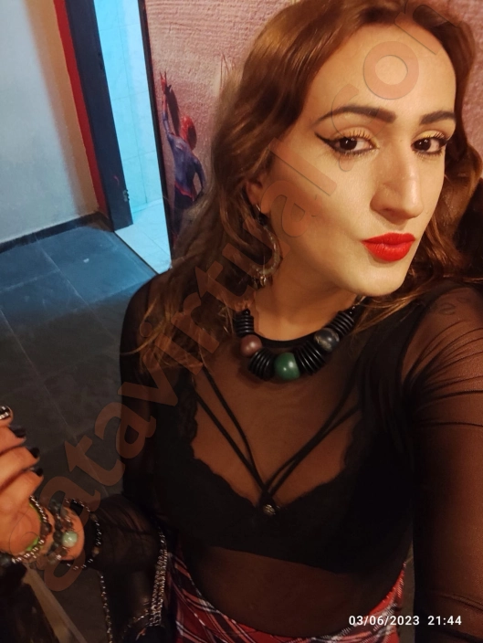 Acompanhante Amanda